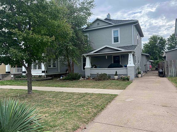4th image of 214 W Lincoln Ave