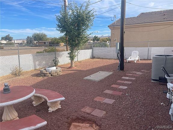 4th image of 1515 E Jose Avenue