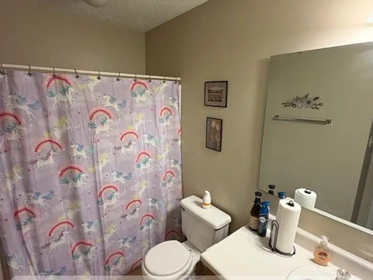 510 Berwick Dr — Photo 9