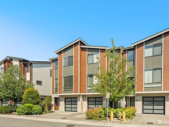 2nd image of 16021 Manor Way
