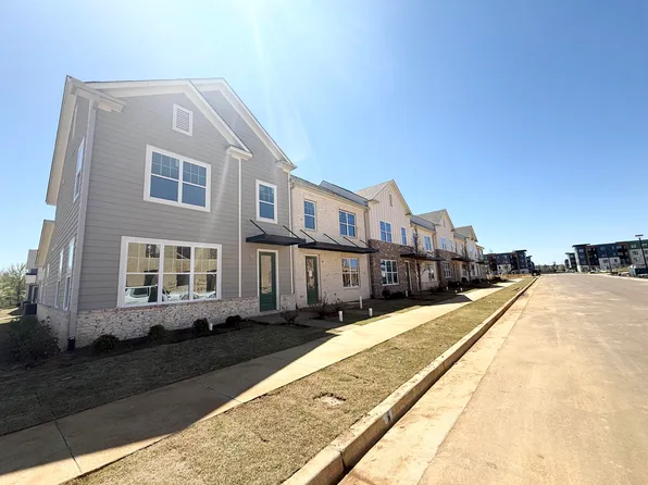 3054 Portage Dr, Bartlett, TN 38135