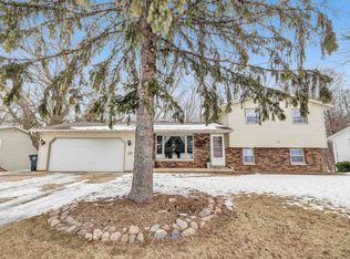 1316 North Rd, Green Bay, WI 54313