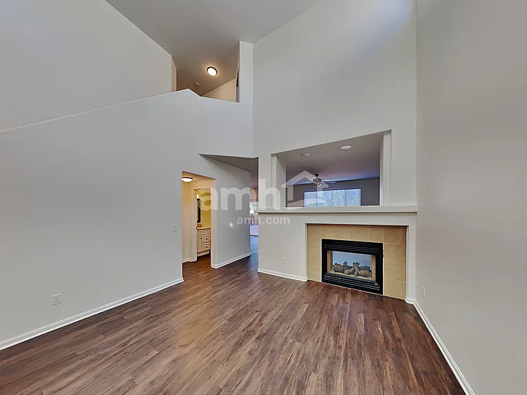 4990 Hawk Meadow Dr — Photo 4