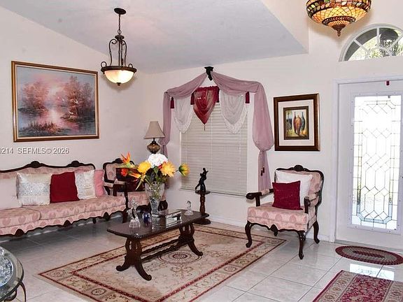 4th image of 1084 SW Di Lido Ln