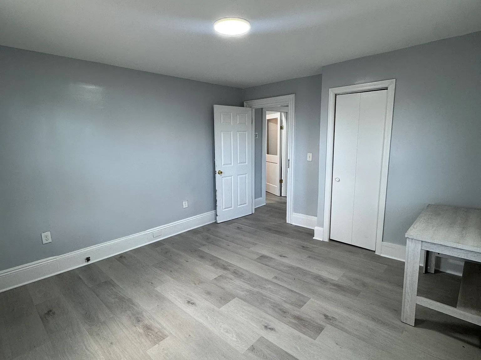 5 bed, $3,600 — Photo 2