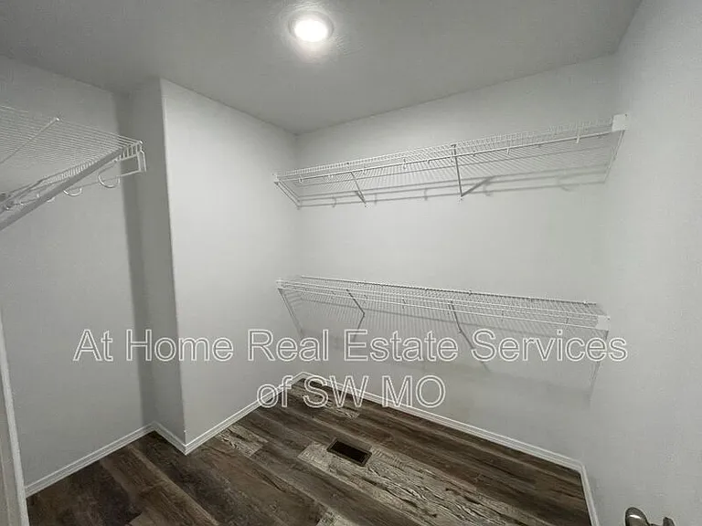 3897 W Linwood St — Photo 11
