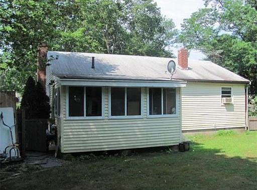 2nd image of 20 Huggins Rd