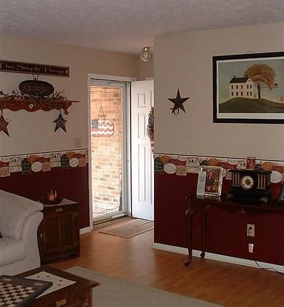 4th image of 2391 Mississippi Dr