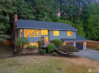 4403 NE 187th Pl, Lake Forest Park, WA 98155