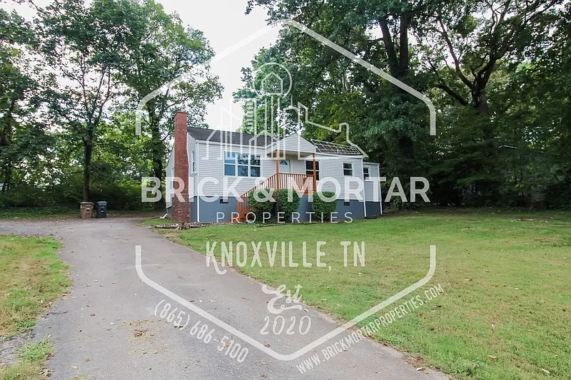 2 bed, 1.0 bath, 1200 sqft, $1,700 — Photo 2