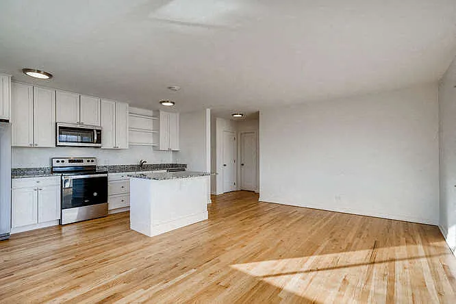 3100 W 38th Ave — Photo 16