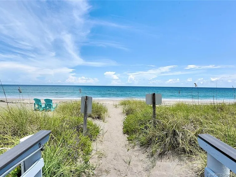 2375 NE Ocean Blvd #E402 — Photo 48