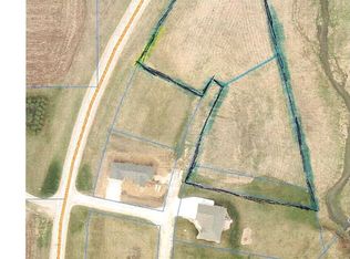 10460 Echo Valley Rd, West Union, IA 52175