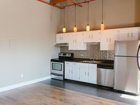 2nd image of 310 Delawareunit #314
