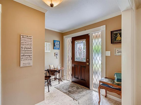 4th image of 12814 Cloverwood Dr