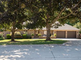 5115 S Castlewood Dr, Springfield, MO 65804