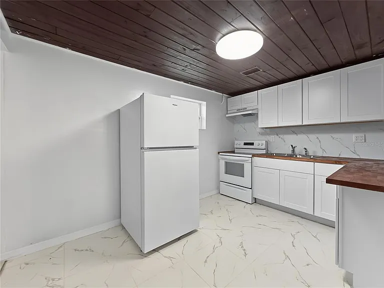 2848 W Harwood St — Photo 11