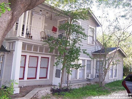 1st image of 237 Pershing Ave #4