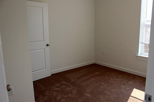 3rd image of 1540 N Willington St APT 2