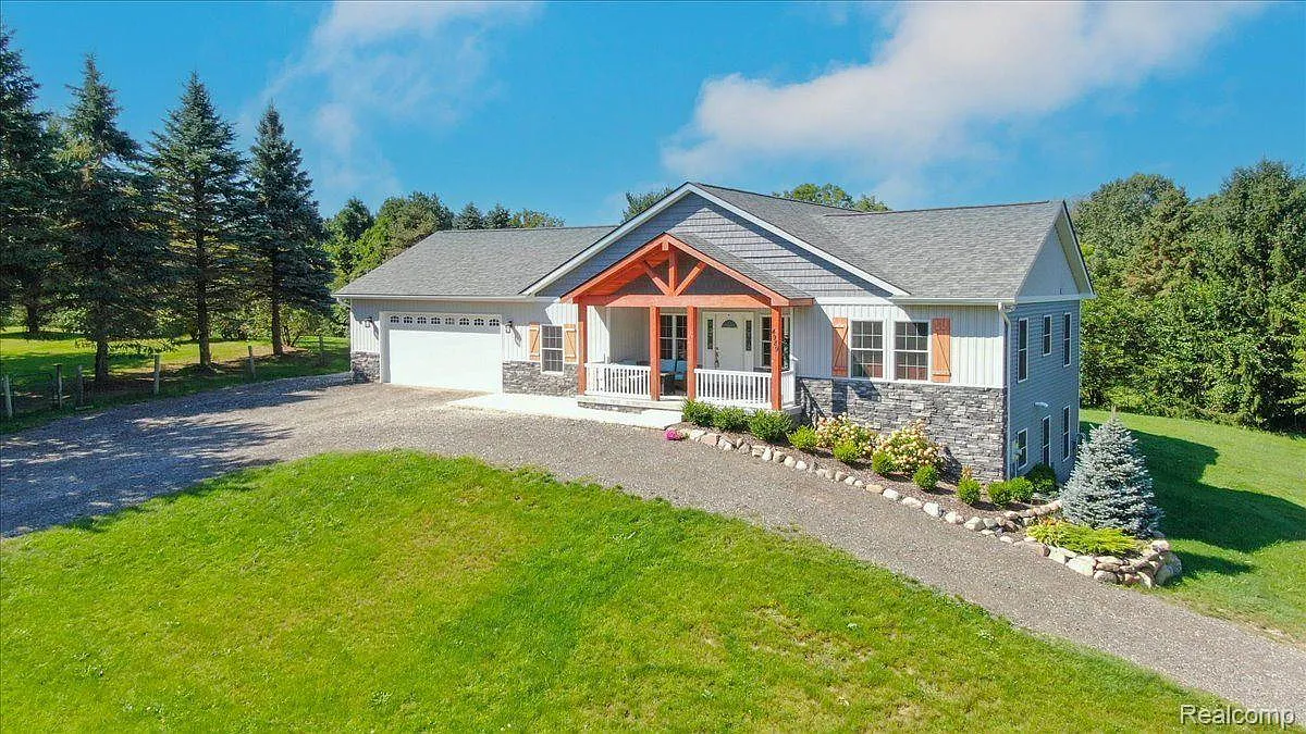 4989 Cullen Rd photo 1