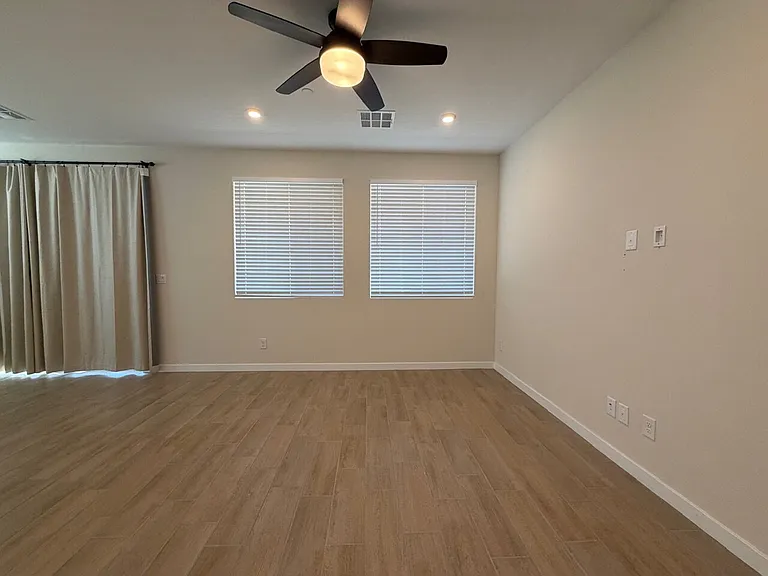 227 Jaldena Ln — Photo 9