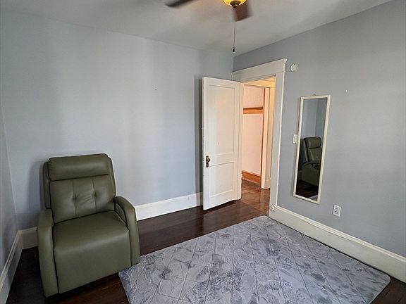 3rd image of 20 Wilson Ave #2