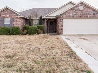 2005 Yukon Dr, Barling, AR 72923