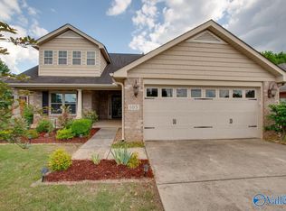 105 Misty Pointe Dr, Madison, AL 35757