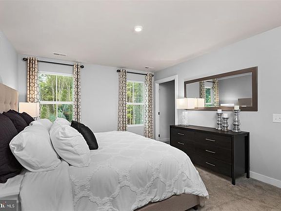 5th image of 28379 Liberty Ln