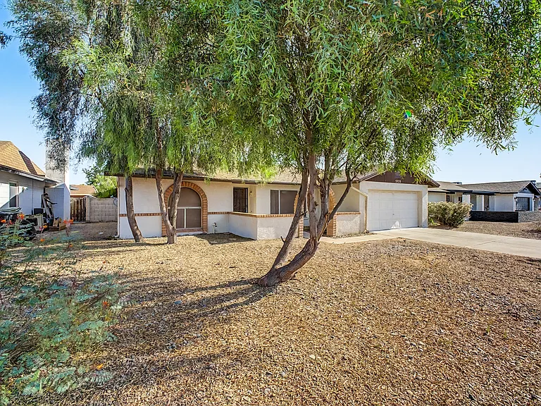 5733 W Mescal St — Photo 35