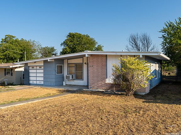 3rd image of 123 OVERLAND DR