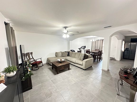 2nd image of 3613 Joaquin Ponce Dr