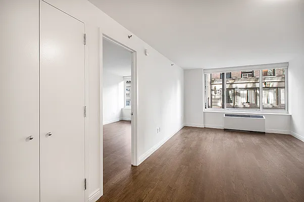 Rented by Mirador Real Estate | media 3