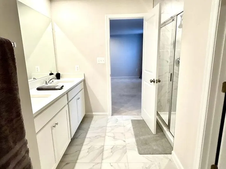 335 National St — Photo 19