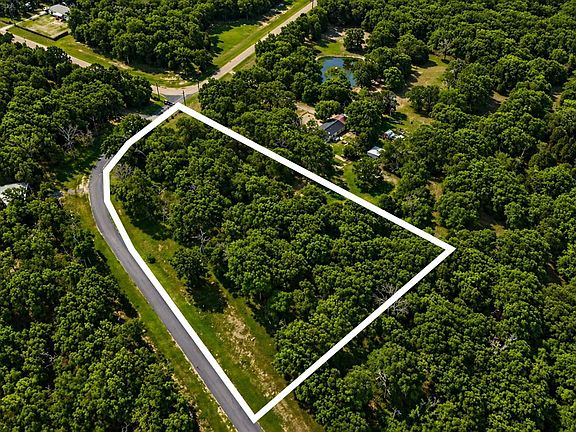 2nd image of 7322 Ranch Oaks Trl