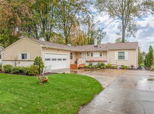 222 Colgate Ave, Elyria, OH 44035