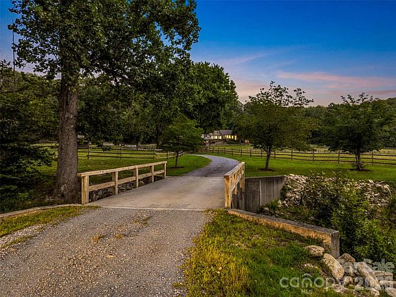 2nd image of 1870 Palmer Rd
