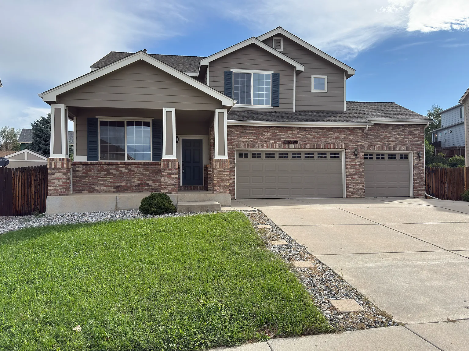 4 bed, 3320 sqft, $3,100 — Photo 2