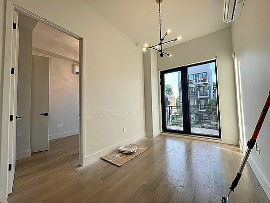 5th image of 890 Rogers Ave #204
