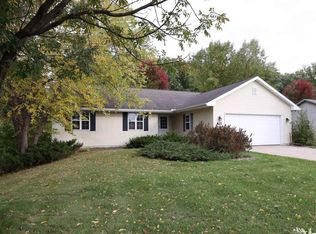 827 Warner St, Columbus, WI 53925