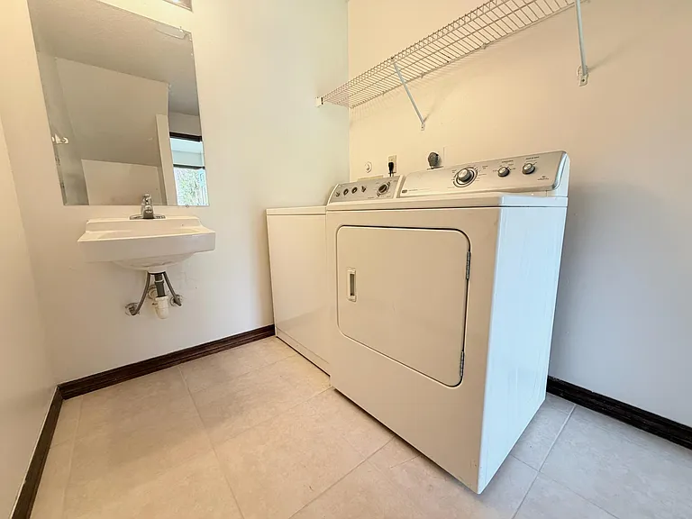1226 N Haverhill Rd #3 — Photo 9