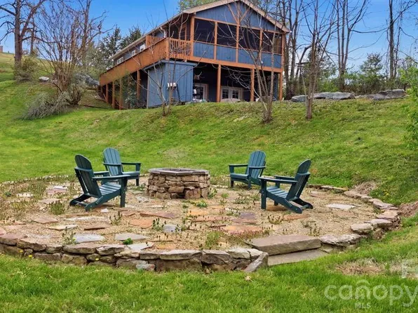 81 Bullfrog Cove Rd, Sylva, NC 28779