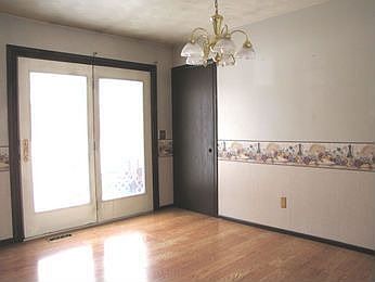 2nd image of 14760 Burlew Rd