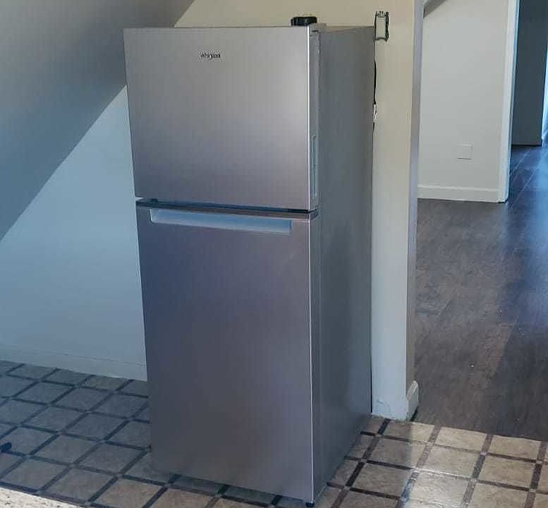 1st image of 188 Hawthorne St #2