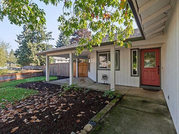 3rd image of 2701 NE 95th Ct