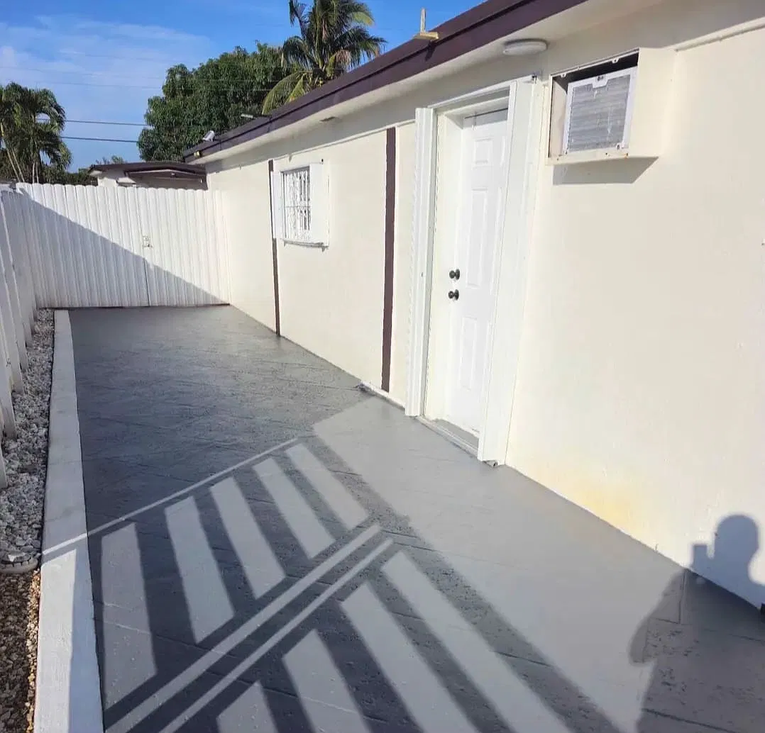 1 bed, $1,300 — Photo 1