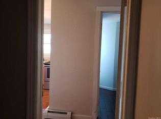 18 Reservoir Rd, Highland, NY 12528