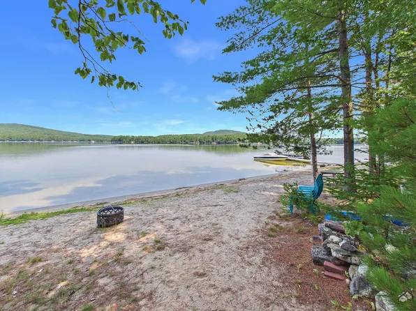 30 Forest Trail Drive, Turner, ME 04282