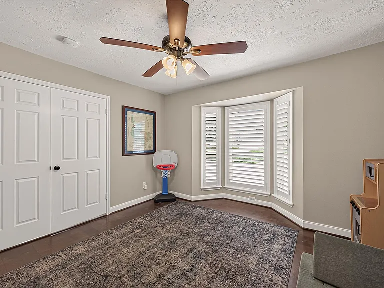 22939 Indian Ridge Dr — Photo 25