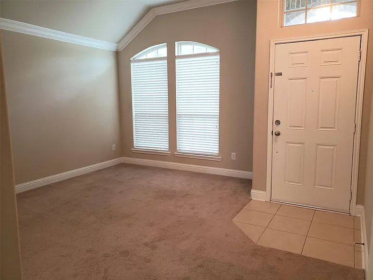 9515 Bosque Hills Ct — Photo 2